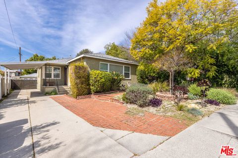 Photo of 1561 Hazelwood Avenue, Los Angeles, CA 90041 (MLS # 26838855)