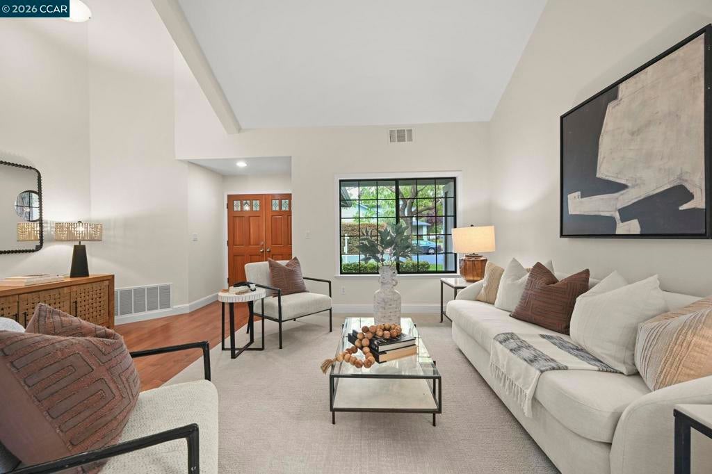 317 Fontaine Dr