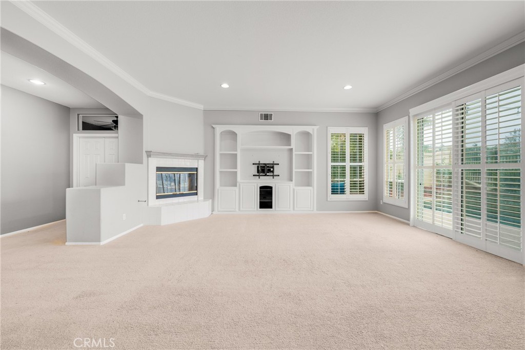 32879 Valentino Way