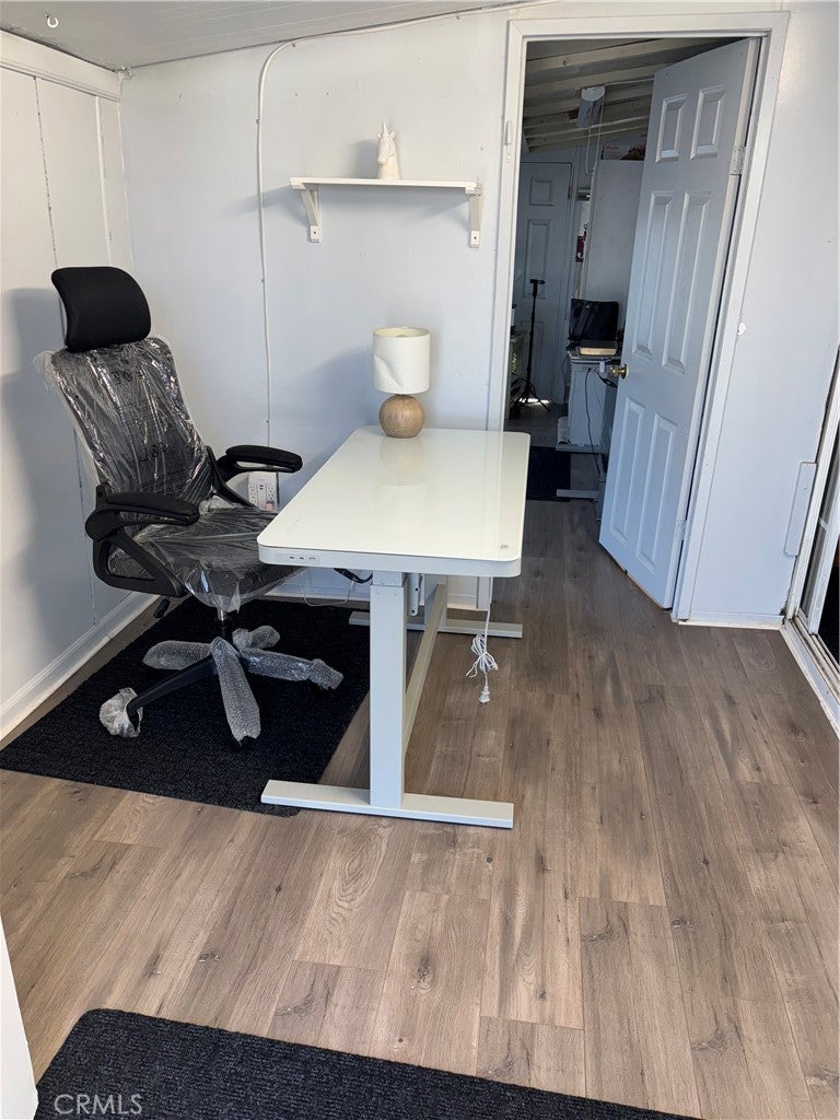 10001 W Frontage Rd 25