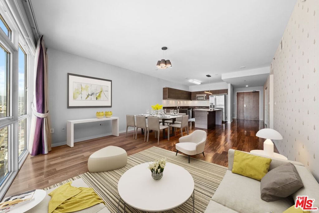 Photo of 3785 Wilshire Boulevard #1709, Los Angeles, CA 90010 (MLS # 25584471)