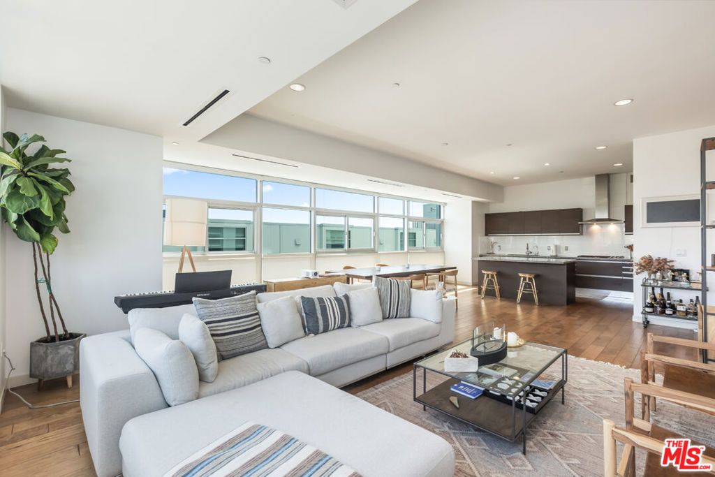Photo of 3111 Via Dolce #404, Marina Del Rey, CA 90292 (MLS # 26652375)