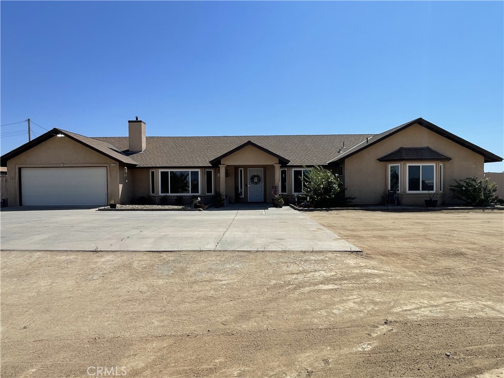 This beautiful home is located in the Bonadelle Ranchos in Madera where you get a perfect blend of suburban and country. This home features four bedrooms and three baths, a great room living space plus den, Lifeproof Vinyl Laminate throughout, new interior paint, triple pane windows, new pellet stove, a whole house fan, in-ground pool with child safety fence, gazebo, leased solar, two sheds, and a 5, 000 gallon water storage tank. Plenty of space for livestock, RV parking, or an ADU!