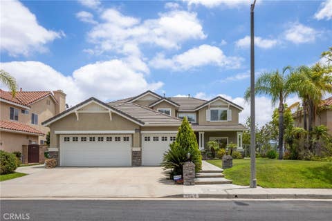 Photo of 7562 Wiscasset DR, West Hills, CA 91304 (MLS # SR26136811)