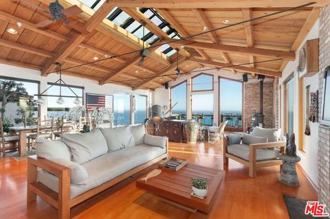 Photo of 3916 Rambla Orienta, Malibu, CA 90265 (MLS # 25618799)