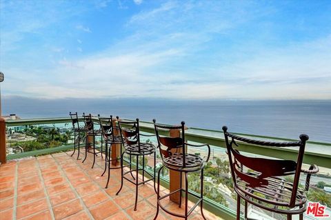 Photo of 3916 Rambla Orienta, Malibu, CA 90265 (MLS # 25618799)