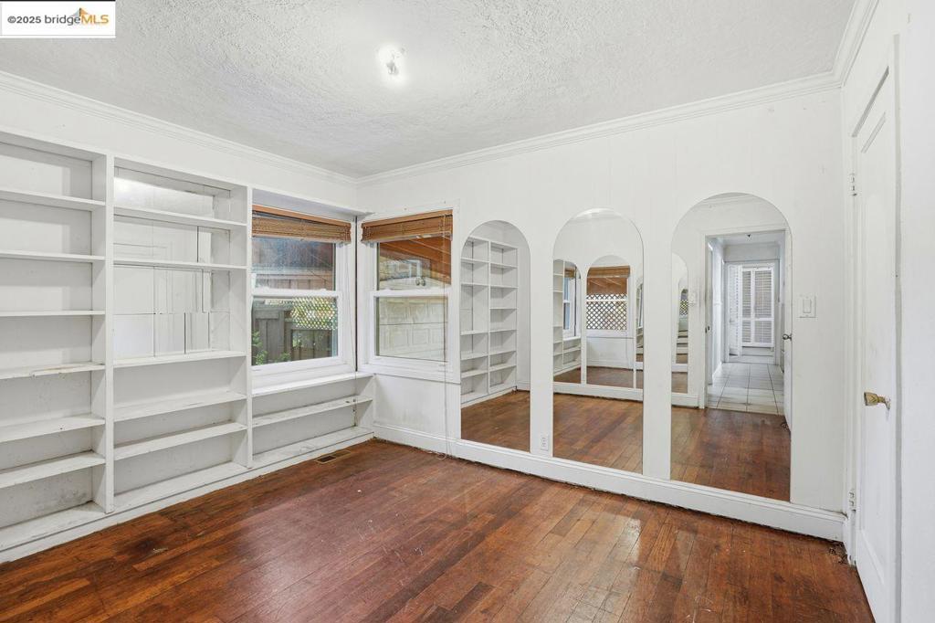 SEQUOYAH - Residential