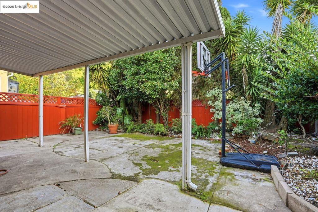 SEQUOYAH - Residential