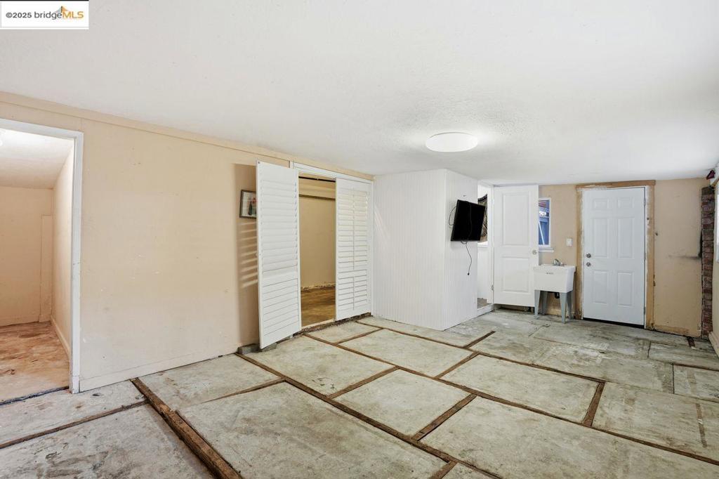 SEQUOYAH - Residential