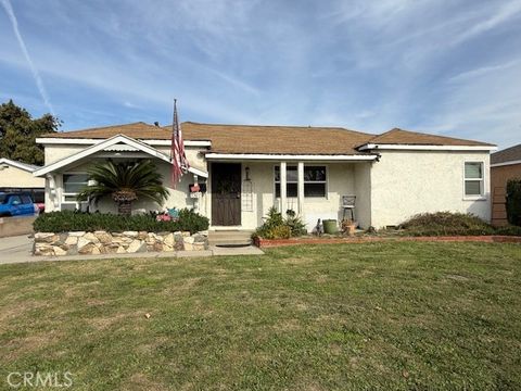 Photo of 9327 Faywood St, Bellflower, CA 90706 (MLS # PW26017449)