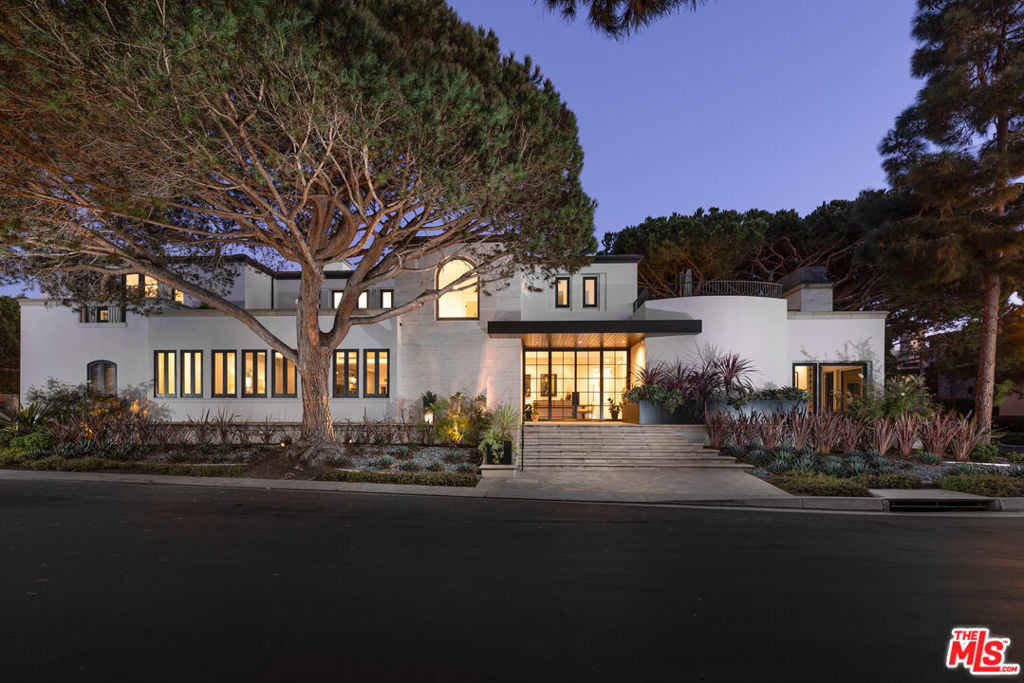 Nestled within the exclusive, key-pad gated community of Smithcliffs, 34 Smithcliffs Rd in the coveted North Laguna Beach is a masterpiece of design and luxury. Featured in Riviera Magazine, this fully-remodeled residence seamlessly blends the talents of Denise Morrison Interior Design, Foubister Architects, and Frank Ultimo. The sprawling 5,412 sqft home rests on a meticulously landscaped .27-acre lot. The heart of the home is the massive kitchen, adorned with a stunning neolith book-matched stone island, a testament to both beauty and durability. With 4 bedrooms, 5 bathrooms, Elevator and a 3-car garage, this residence is a symphony of space and functionality. As you enter, the front living space blends the essence of coastal living, offering tantalizing peek-a-boo ocean views that complement the contemporary design. Step onto the patio deck, a haven for outdoor enthusiasts, featuring fire pits and a TV setup, an idyllic setting for enjoying sunsets and sipping fine wine. Experience the epitome of California luxury living at 34 Smithcliffs Rd, where meticulous craftsmanship, sophisticated design, and breathtaking ocean vistas converge to create a residence beyond compare.