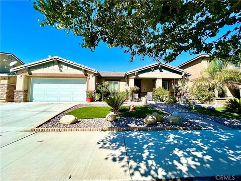 Photo of 3327 Lansing St, Hemet, CA 92543 (MLS # SW26050329)