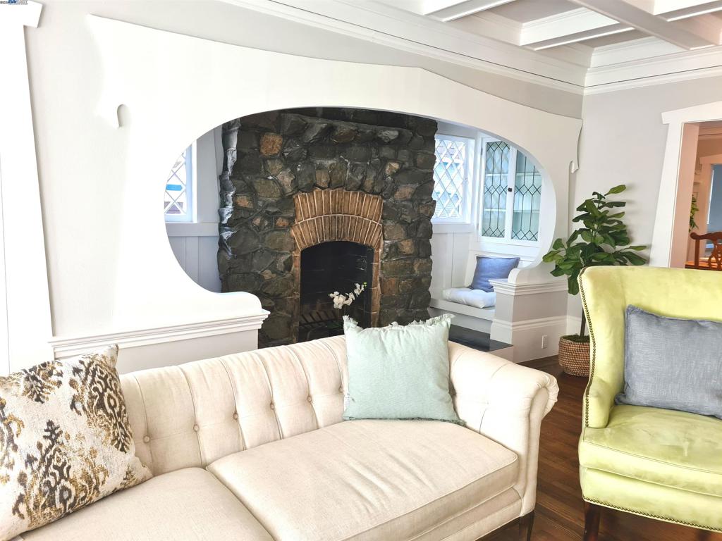 ALAMEDA - Residential