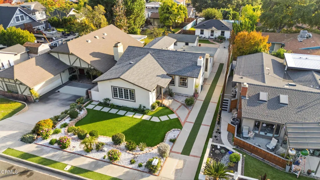 Sierra Madre, California 91024, United States, 4 Bedrooms Bedrooms, ,4 BathroomsBathrooms,Residential,Active,251487