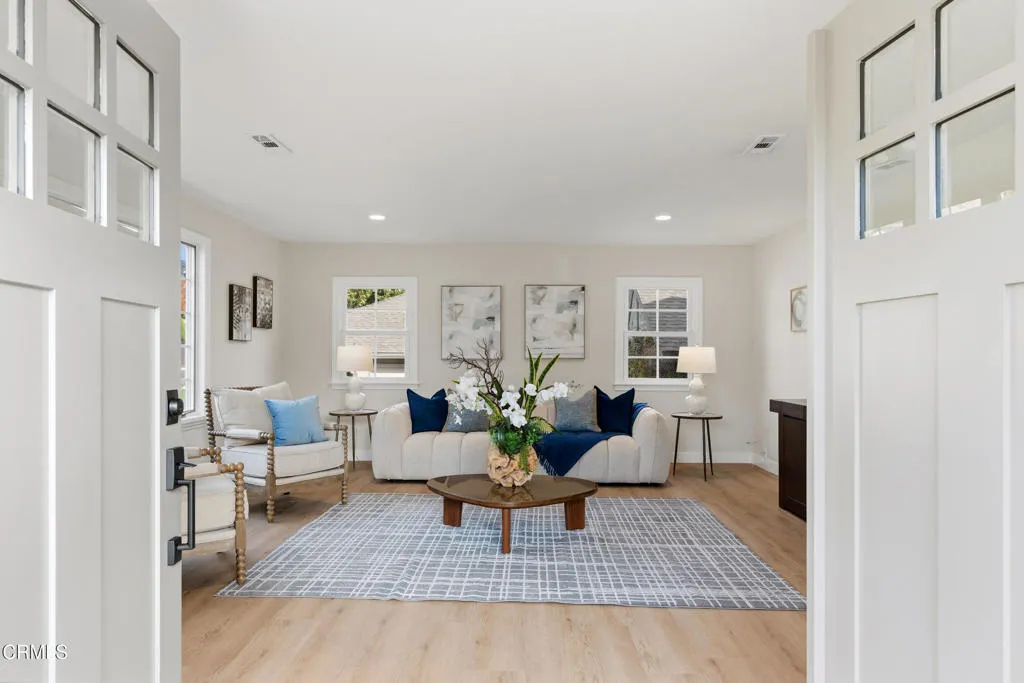 Sierra Madre, California 91024, United States, 4 Bedrooms Bedrooms, ,4 BathroomsBathrooms,Residential,Active,251487