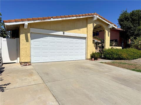 Photo of 3243 Algonquin Lane, Riverside, CA 92503 (MLS # TR26170991)