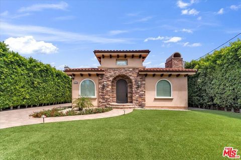 Photo of 5310 Leghorn Avenue, Sherman Oaks, CA 91401 (MLS # 26755155)