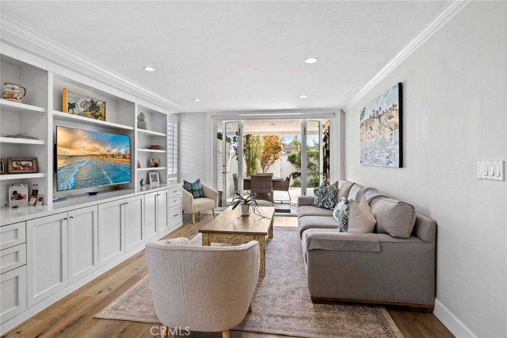 Photo of 739 Avocado Ave, Corona Del Mar, CA 92625 (MLS # NP25239898)