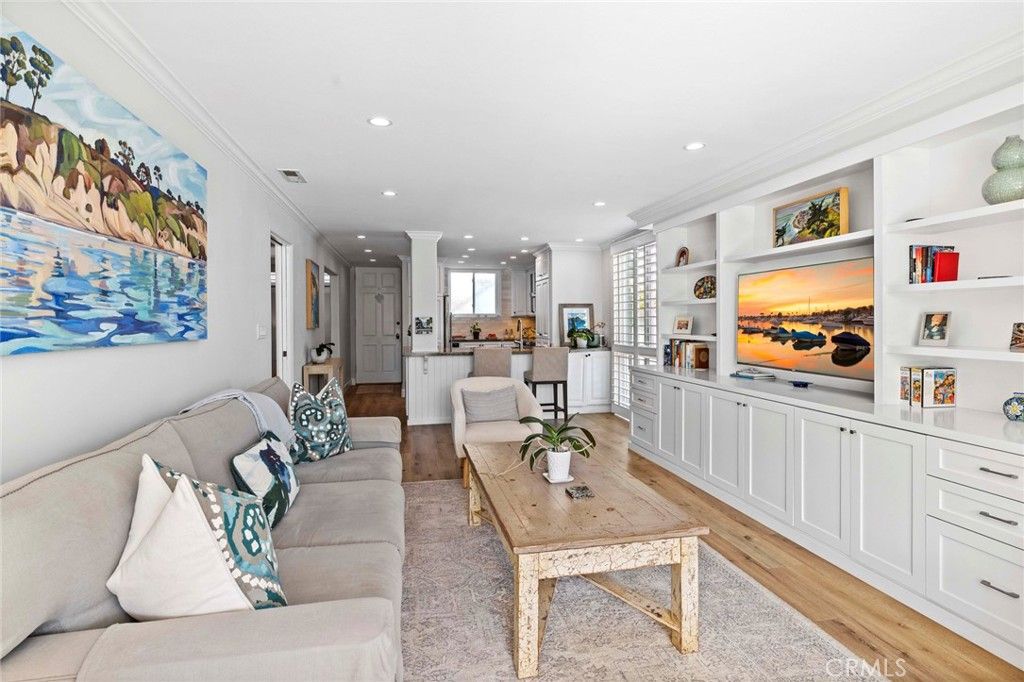 Photo of 739 Avocado Ave, Corona Del Mar, CA 92625 (MLS # NP25239898)