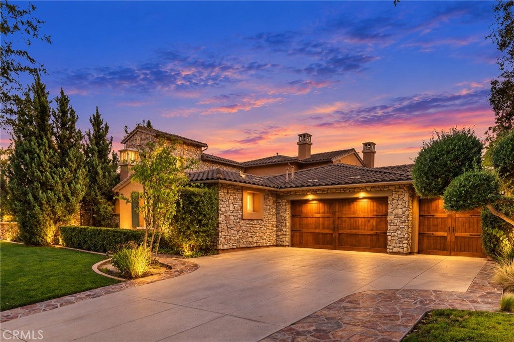 3163 Venezia Terrace