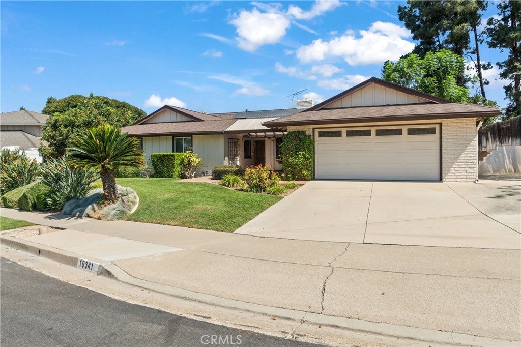 19341 Willowbrook