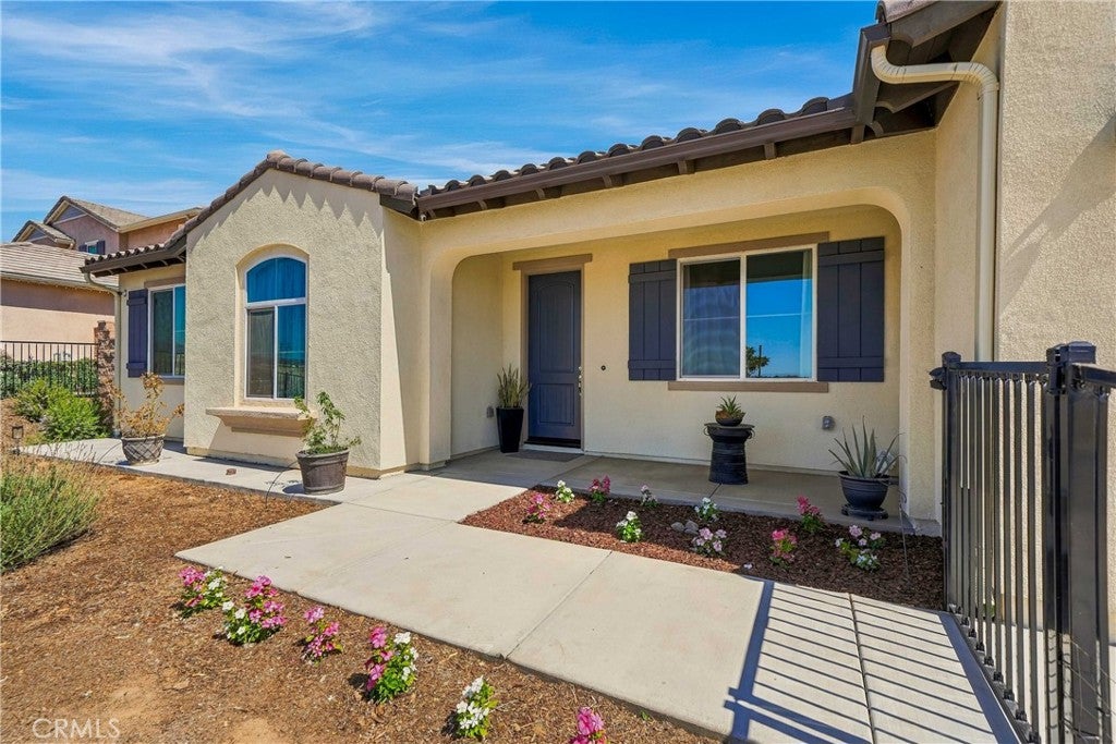 1560 Foothill