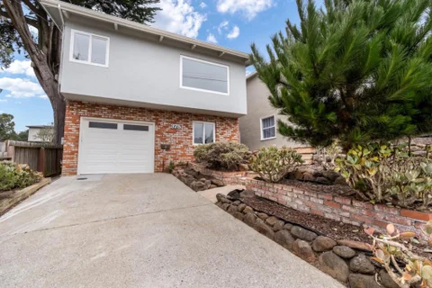 MLS: ML82056100