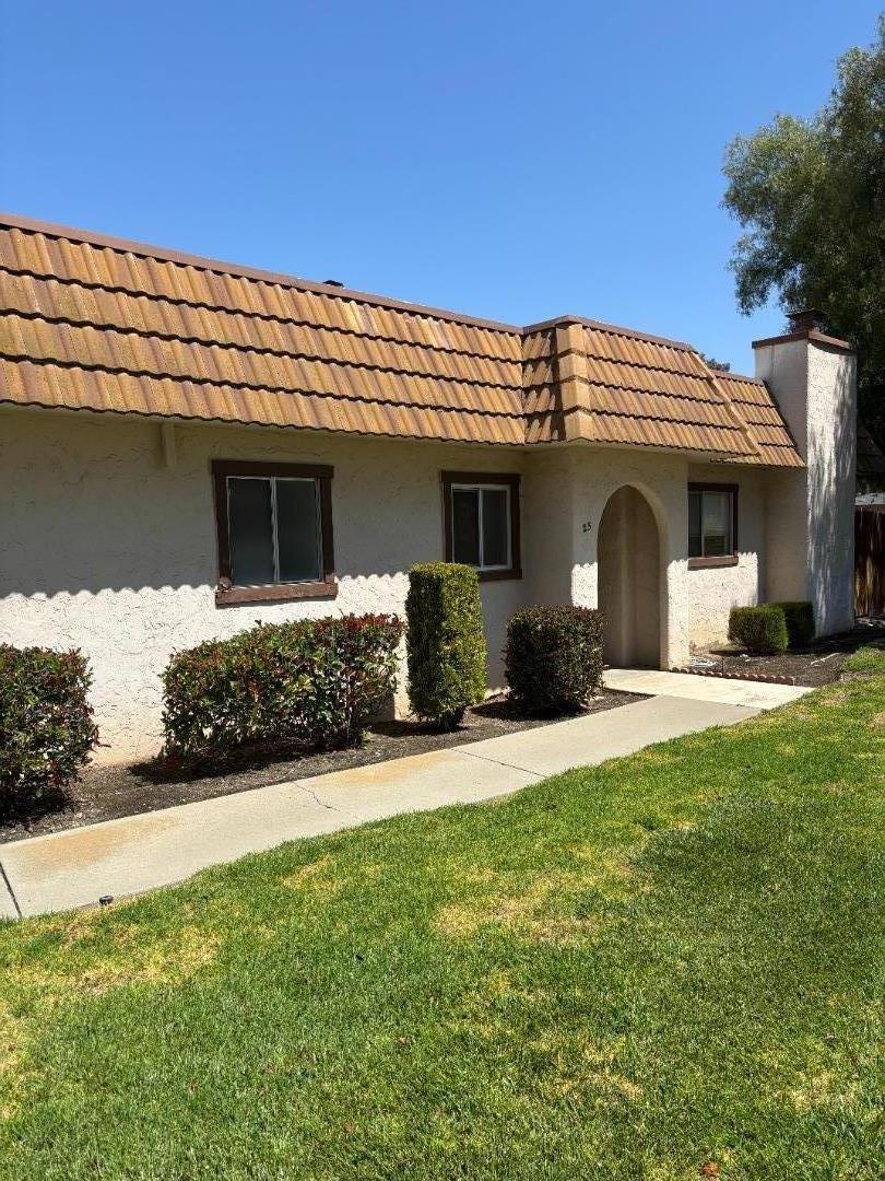 Welcome to 25 Villa Pacheco Ct. a charming 2 bedroom 2 full bath home located inside the gates of the Ridgemark Golf and Country Club! A spacious 1302 square foot, single level floor plan, with a comfortable private patio area. The unit features a wood burning fireplace, central forced air heat, and an inside laundry room. A single detached garage and a dedicated parking space is close to the unit. A short walk to the golf course, driving range, and restaurant!