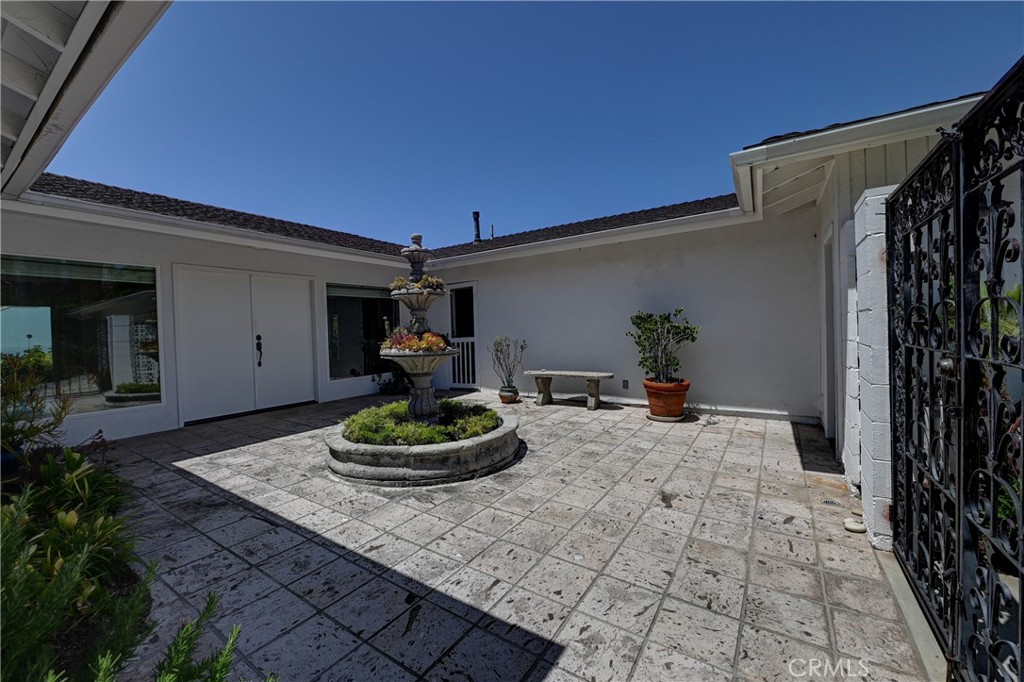 4119 Calle Mayo