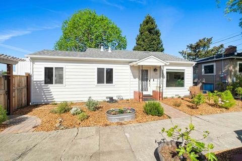 Photo of 1330 NORTHSIDE Avenue, Berkeley, CA 94702 (MLS # ML82043139)