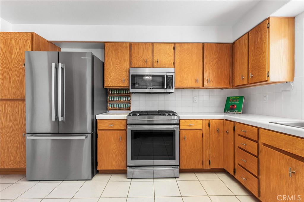 Desert View Estates (34004) - Residential