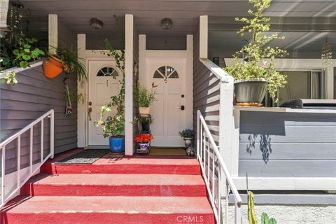 Photo of 6926 Kester AVE, Los Angeles, CA 91405 (MLS # PW26179563)