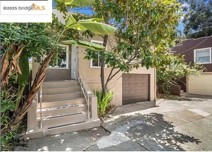 UPPER FRUITVALE - Residential