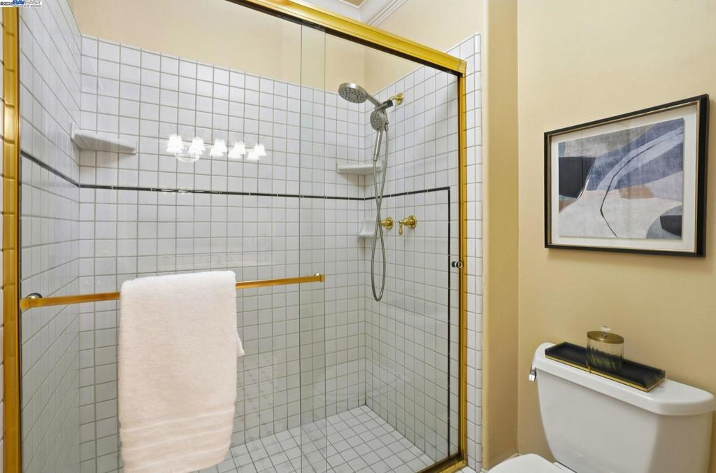 BLACKHAWK C. C. - Residential