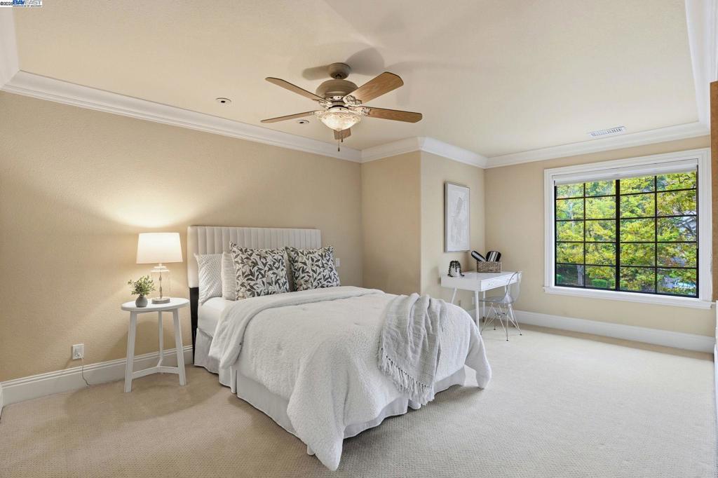 BLACKHAWK C. C. - Residential