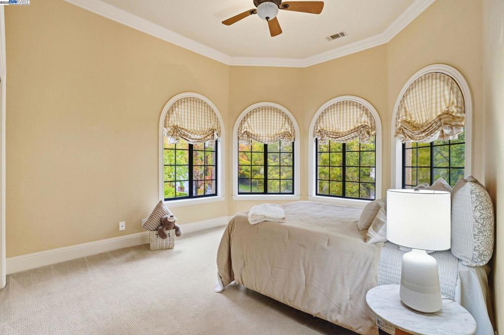 BLACKHAWK C. C. - Residential