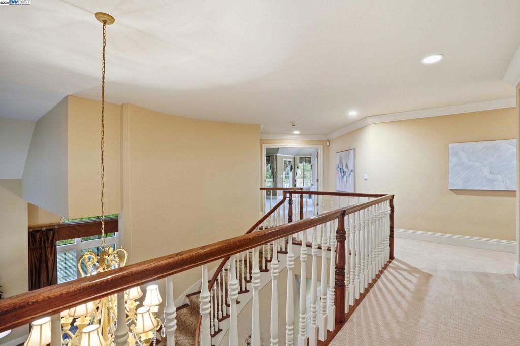 BLACKHAWK C. C. - Residential