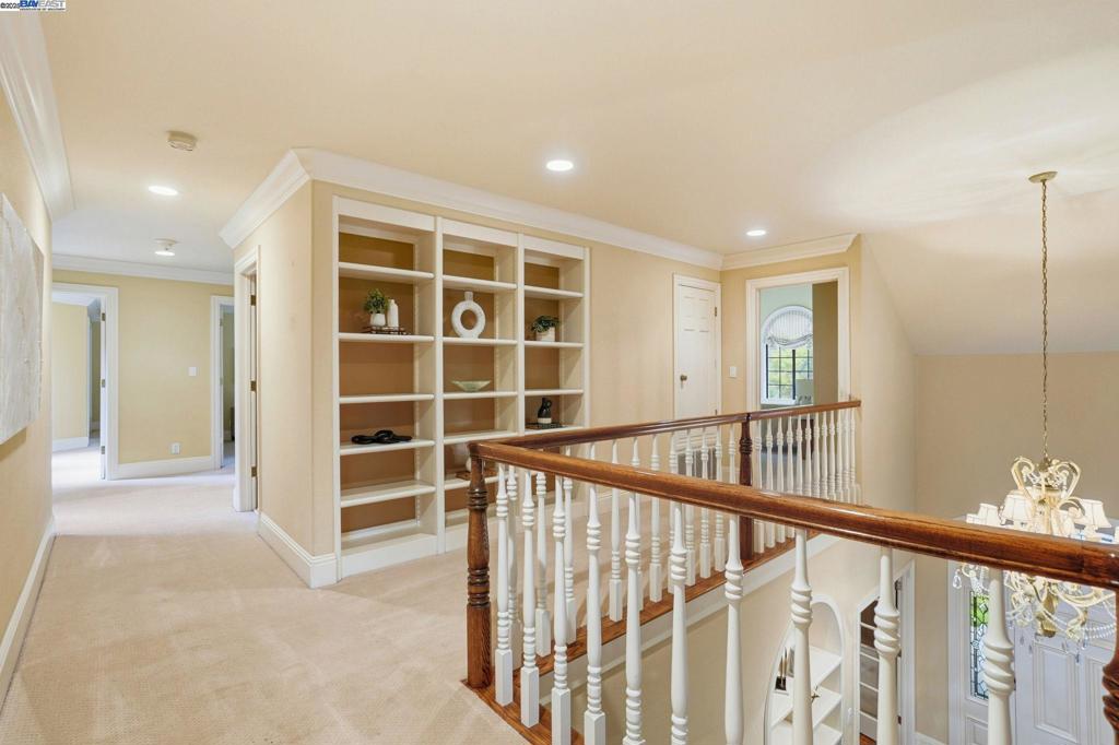 BLACKHAWK C. C. - Residential