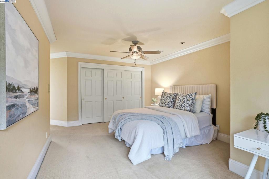 BLACKHAWK C. C. - Residential