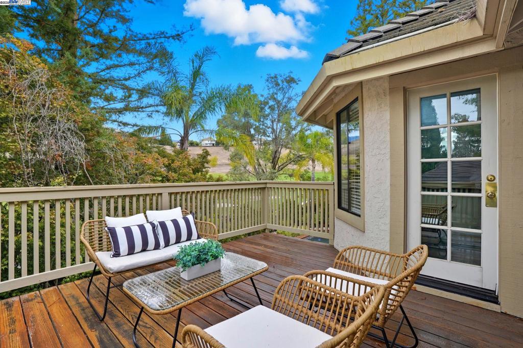 BLACKHAWK C. C. - Residential