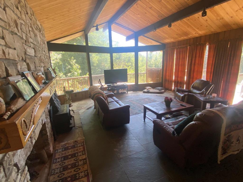 341 Metalwood Drive