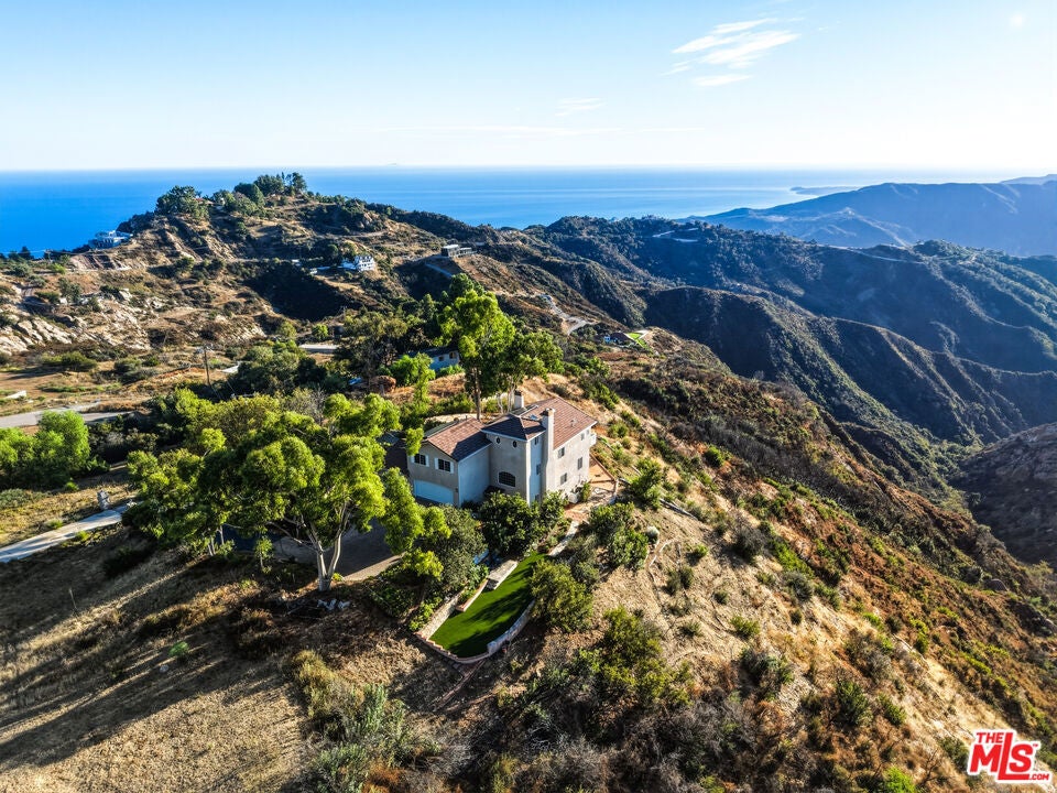 Photo of 229 Lorine Lane, Malibu, CA 90265 (MLS # 26986795)