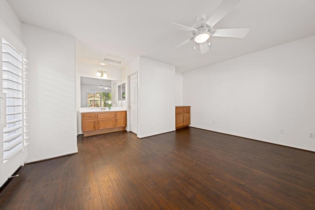 Las Brisas North - Residential