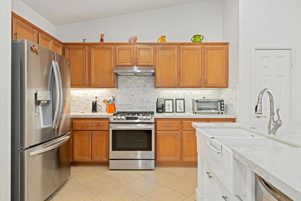 Las Brisas North - Residential