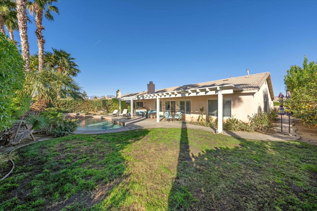 Las Brisas North - Residential