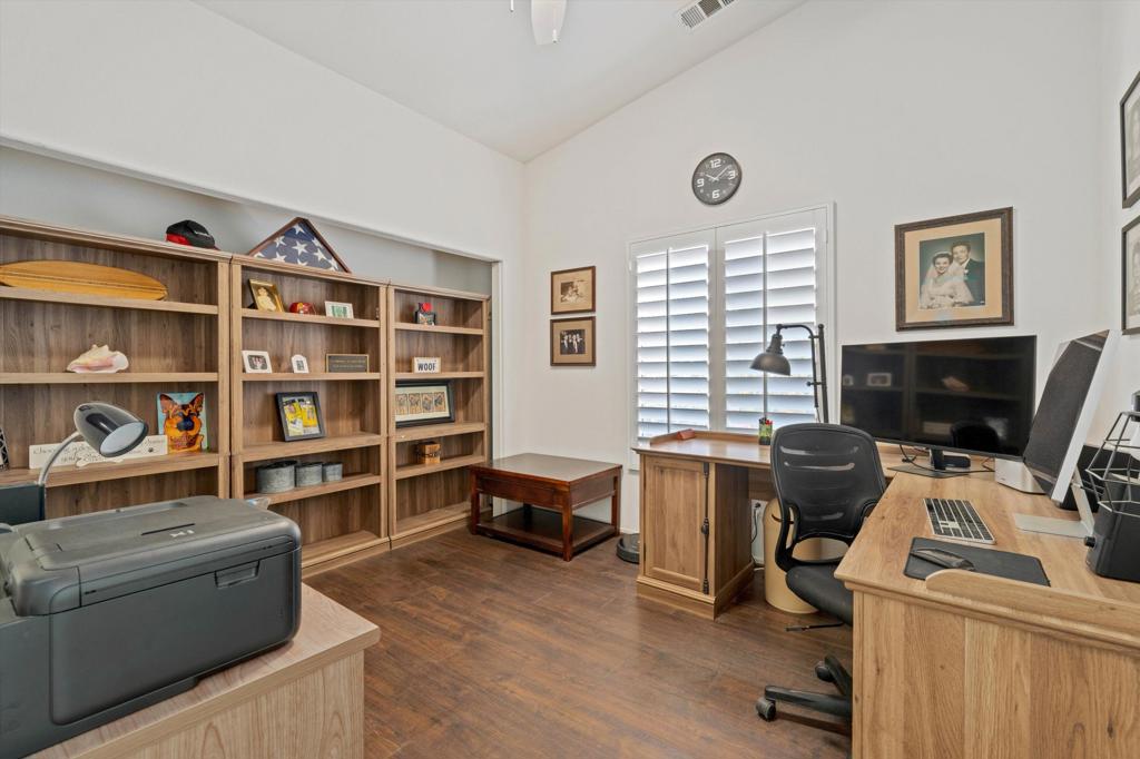 Las Brisas North - Residential