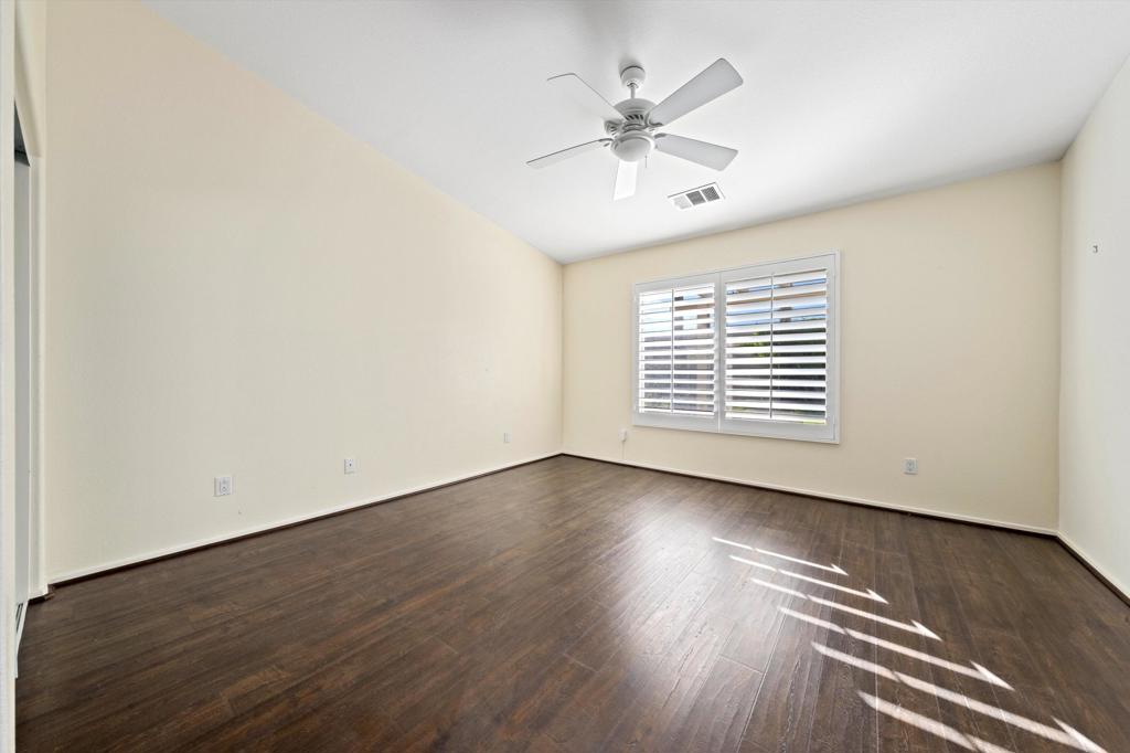 Las Brisas North - Residential