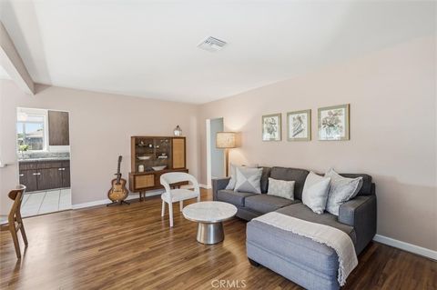 Photo of 1513 W 211th Street St, Torrance, CA 90501 (MLS # SB26074965)