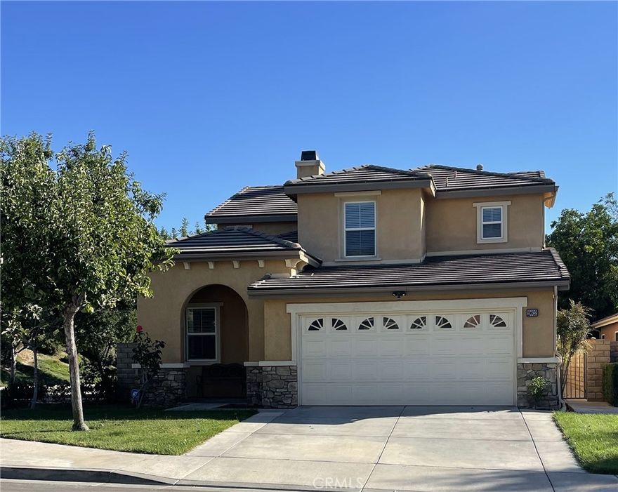 Welcome to this beautiful home for lease in the desirable St Clare Tract of Plum Canyon.  This home features 4 bedrooms, 3 baths,  Master bedroom with office/retreat room and access to terrace balcony to enjoy the view.  One full bedroom and bathroom downstairs. Located within walking distance from Skyline Shopping Center, schools and public transportation. Enjoy the spacious backyard and access to community amenities including pool, spa, park, play area and basketball court.
