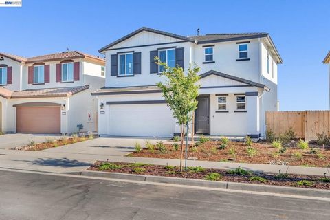Photo of 3134 Feather Rd Rd, Manteca, CA 95337 (MLS # 41132393)